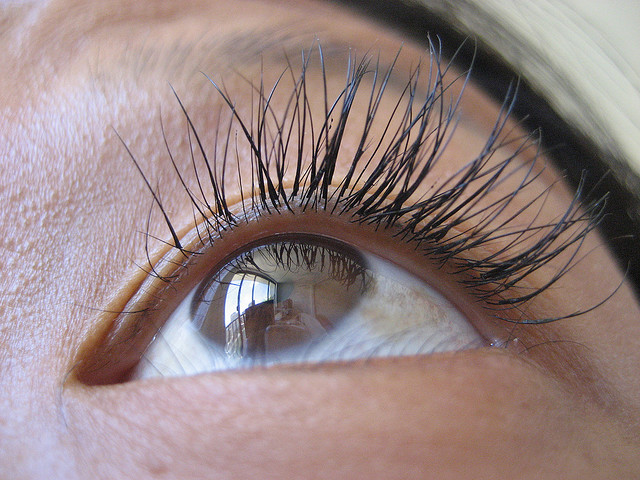 Eyelash Extensions? Watch Out for Formaldehyde